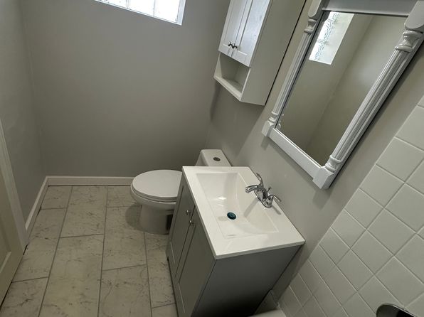 2451 N Leclaire Ave #1