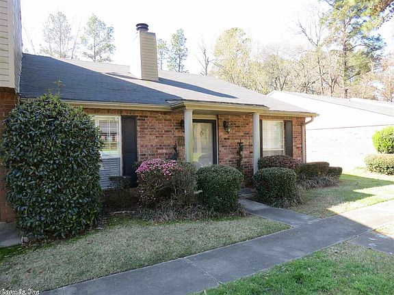 2nd image of 614 Greenbriar Dr