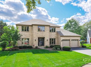 1098 Roberts Ct, Batavia, IL 60510