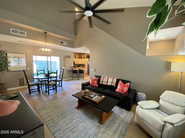 7978 W Beck Ln, Peoria, AZ 85382