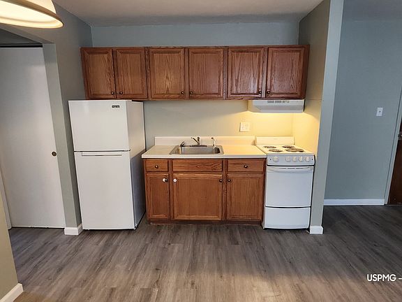 3rd image of 3425 Gamble Ave