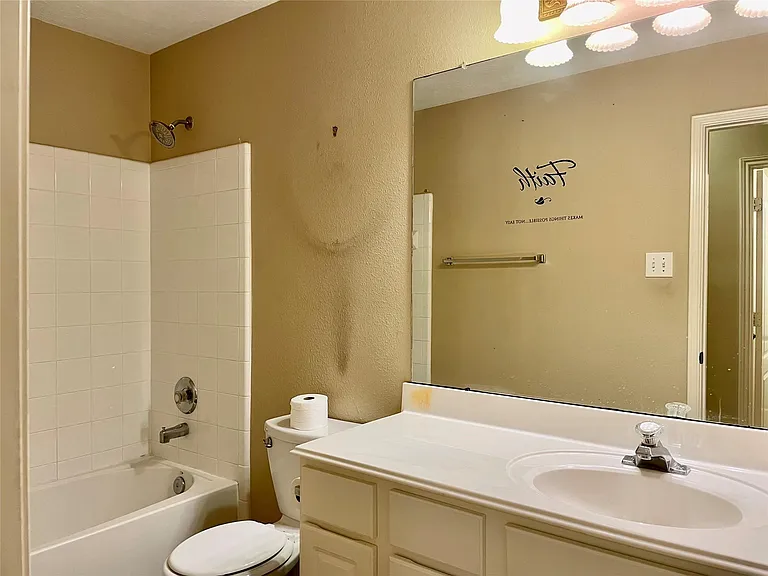 608 Biscayne Bend Ln — Photo 19