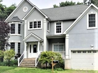 98 Ruby St, Springfield, NJ 07081