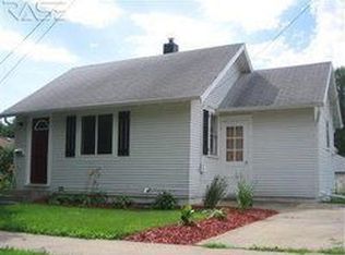 1215 W 27th St, Sioux Falls, SD 57105