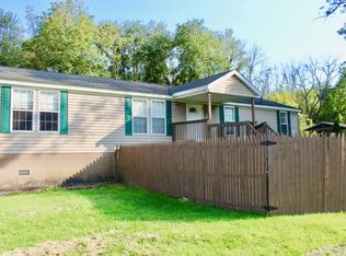 1042 Long Run Rd, Mill Hall, PA 17751