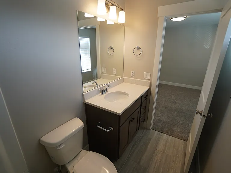 3 bed, 2.5 bath, 1385 sqft, $1,845 — Photo 21