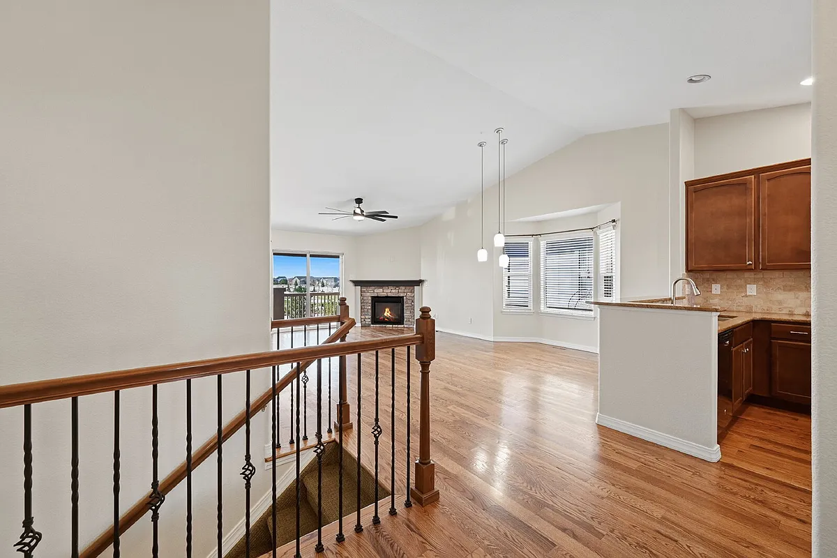Building Photo - 8745 Meadow Tree Trl