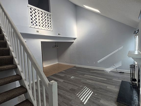 2nd image of 3249 Creekside Dr #1