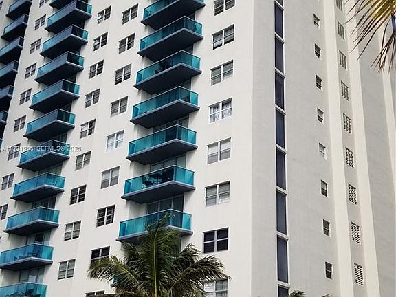 2nd image of 4001 S Ocean Dr Penthouse 4J