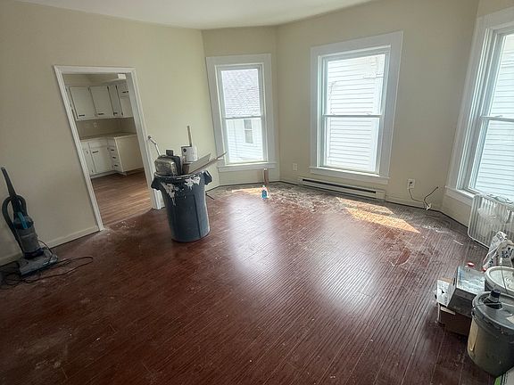 3rd image of 912 Central Ave #2