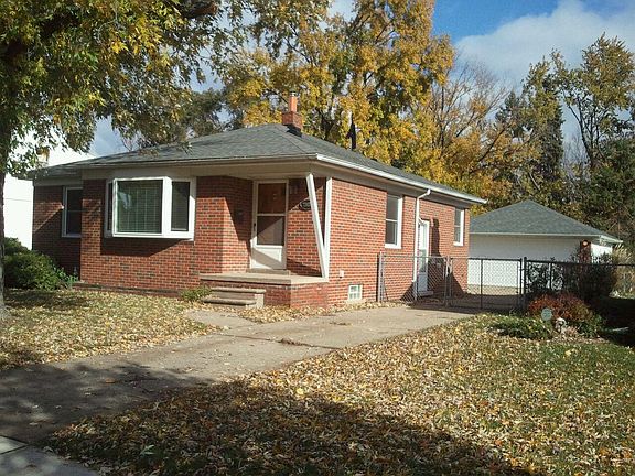 2nd image of 23430 Roanoke Ave