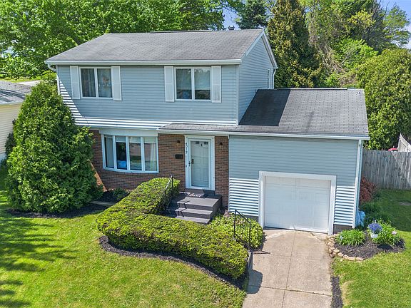 3rd image of 4012 Greengarden Rd