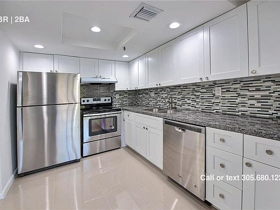 2nd image of 17890 W Dixie Hwy APT 511
