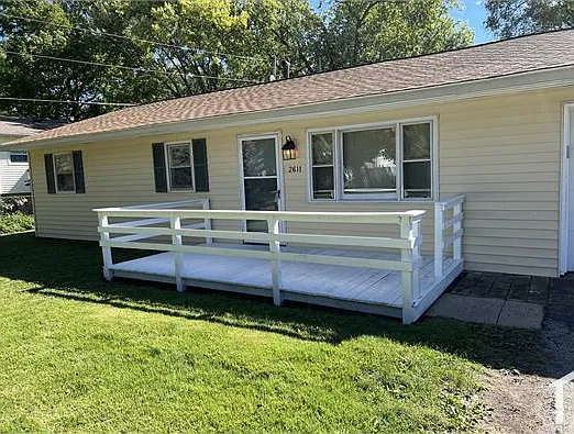 3 bed, 1300 sqft, $1,685 — Photo 4