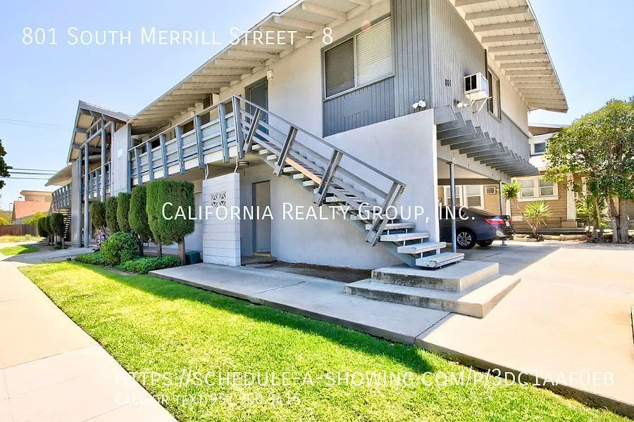 Photo 2 of 12 - 801 S Merrill St #8 - Corona, CA Building Photo - 801 S Merrill St #8