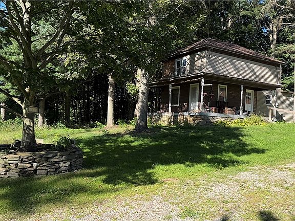 2nd image of 214 Fort Leazier Rd