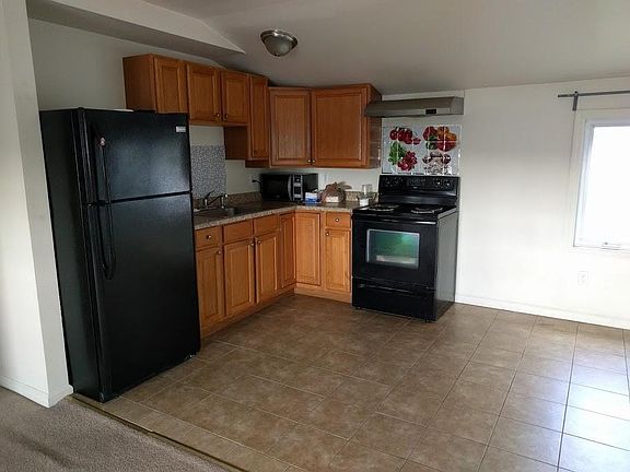 3rd image of 238 Ohio St