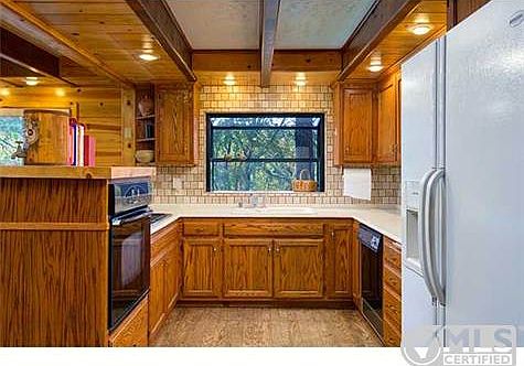 5th image of 3729 Lakeview Dr