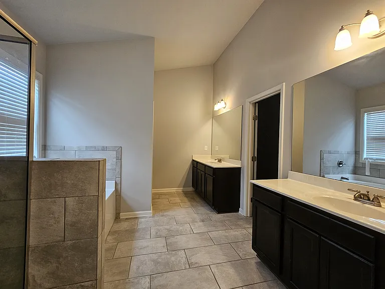 7561 Silk Tree Point — Photo 15