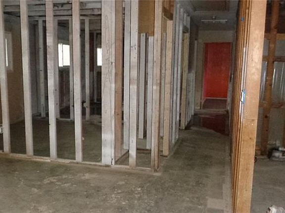 2nd image of 43 Robinhood Dr