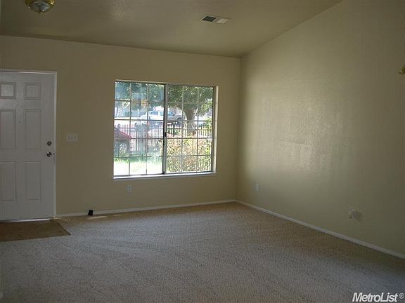 4th image of 1795 Madrid Dr