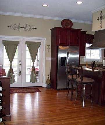 4th image of 7211 Clifton St