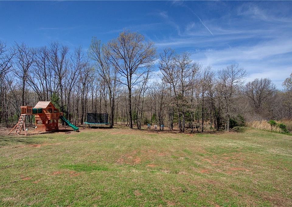 1st image of 23576 Pink Ln