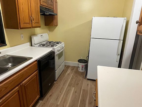 2nd image of 3601 Austin Ave