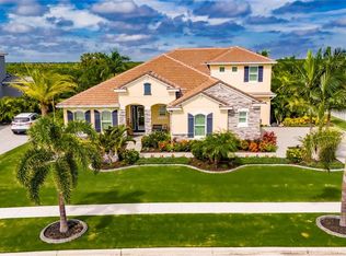 824 Manns Harbor Dr, Apollo Beach, FL 33572
