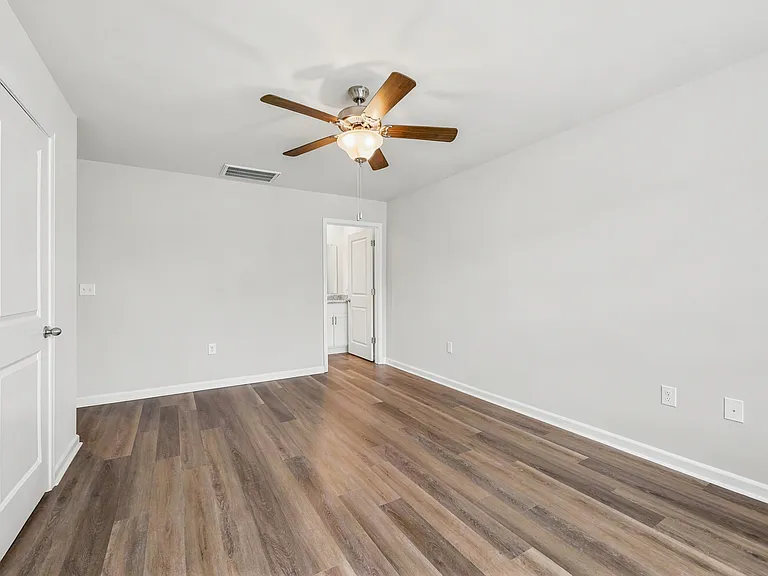 310 Honeystone St — Photo 19