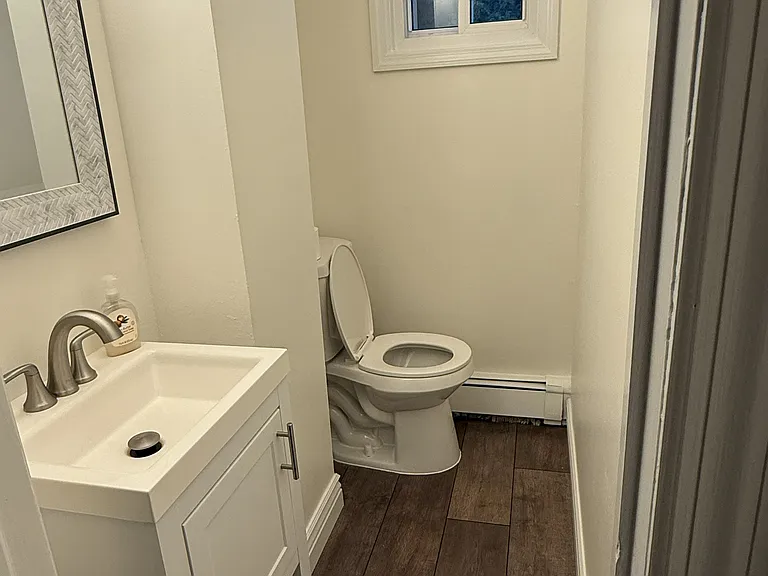 25 Wilshire Dr #1 — Photo 11