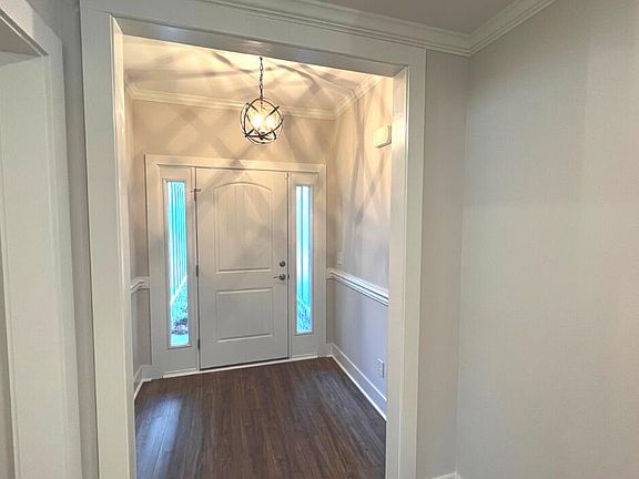 3rd image of 7329 Hanford Drive