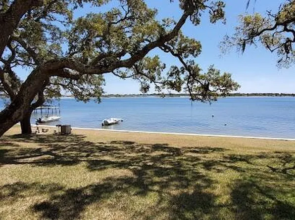 209 W Miracle Strip Pkwy APT E303, Mary Esther, FL 32569