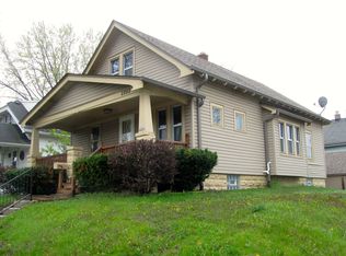 2203 S 75th St, West Allis, WI 53219