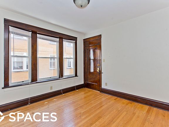 3rd image of 4111 N Ashland Ave APT 2E
