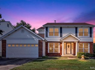 4356 Kensington Manor Dr, Saint Louis, MO 63128