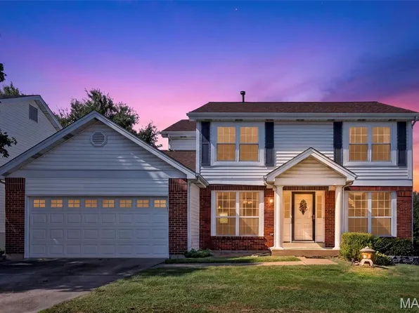 4356 Kensington Manor Dr, Saint Louis, MO 63128