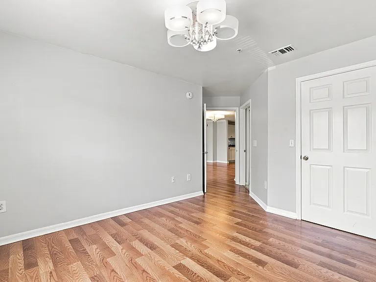 3591 S Kernan Blvd #813 — Photo 23