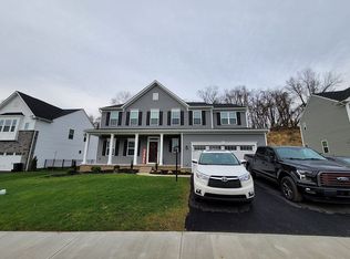 1101 Giulia Dr, North Huntingdon, PA 15642