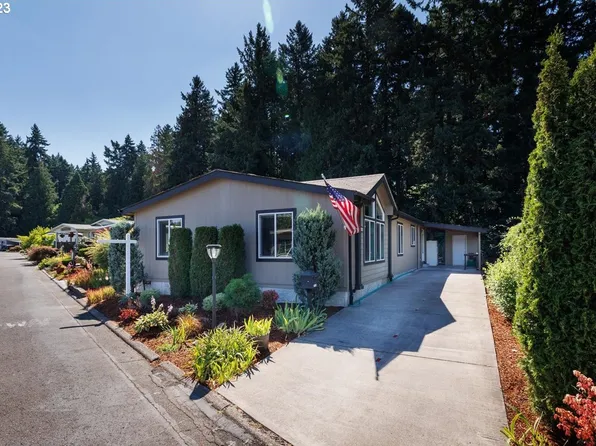 11421 SW Royal Villa Dr, Tigard, OR 97224