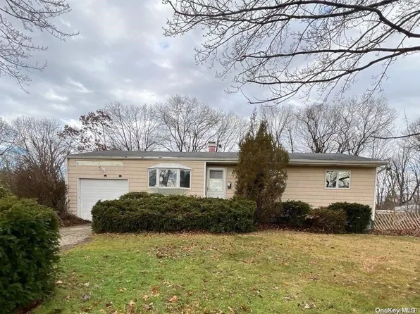 217 Plunkett Street, Brentwood, NY 11717