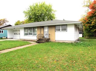 401 W Madison Ave, Mahnomen, MN 56557