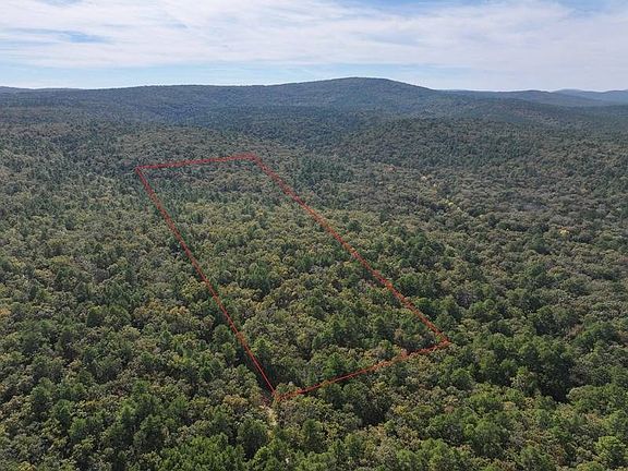 3rd image of 100 Bear Creek Rd
