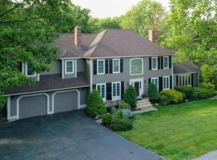 9 Woodcrest Rd, Westborough, MA 01581