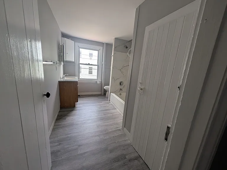 10 Randall St — Photo 5