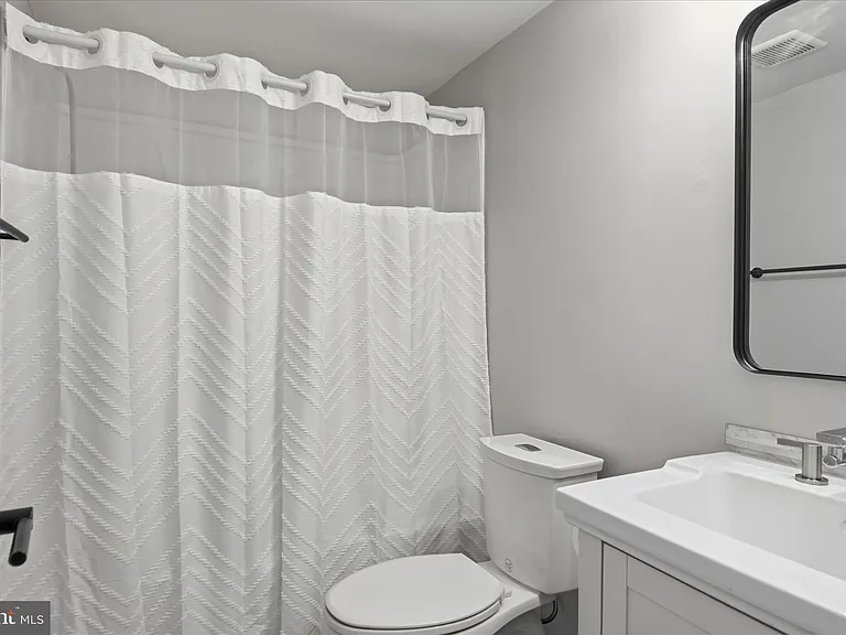 3100 S Manchester St #531 — Photo 17