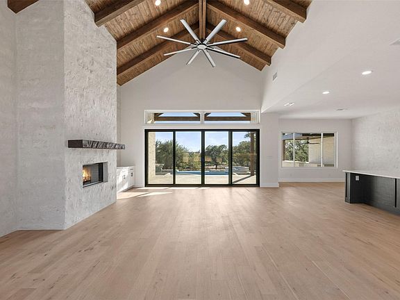 4th image of 765 Legacy Hills Dr