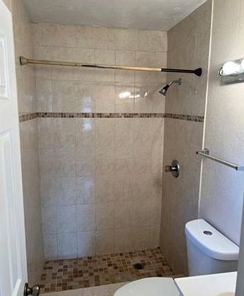 4th image of 2710 NW 9th Ct