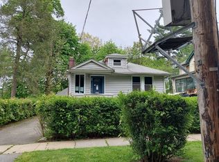 15 Hutchinson Blvd, Mount Vernon, NY 10803