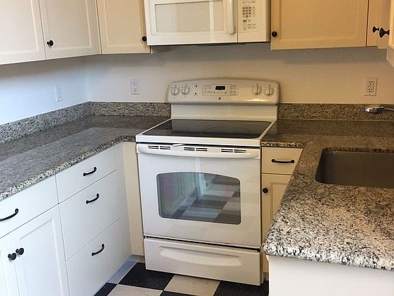 5th image of 1656 Taylor St APT 02